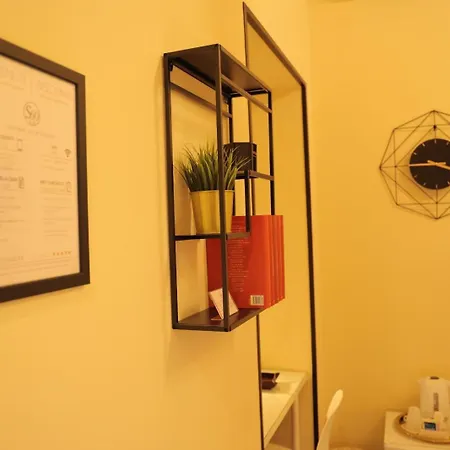 Scarlatti 60 Bed & Breakfast *