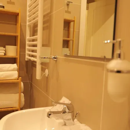 Bed and Breakfast Scarlatti 60 3*