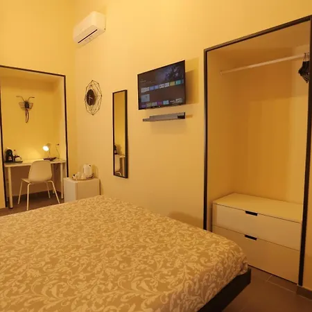 Scarlatti 60 Bed and Breakfast